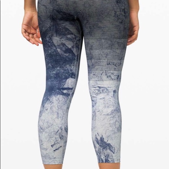 NWT LULULEMON Ebb To Train Tight Wash - Picture 6 of 6